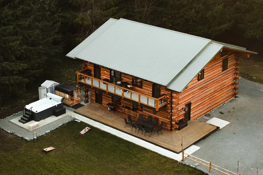 Custom Rainier Cabin-Swim Spa-Sauna-2Kings - Image 1