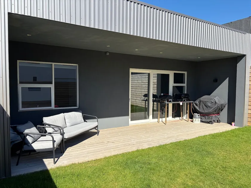 A fun bright family home - Image 1