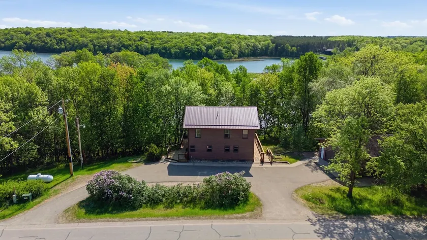 Orchard Pond Retreat at Lake Six - Image 1