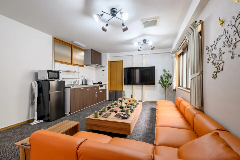 New! [Central Okayama] 8 min by tram from Okayama Station | Spacious and comfortable 130 m² residence hotel | Maximum 8 people - Image 1