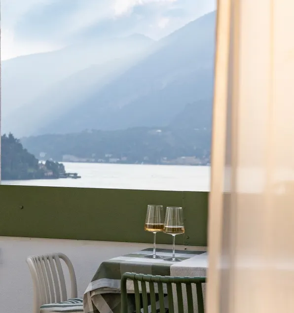 Bellagio View Rooftop Balcony • Walk to Varenna - Image 1