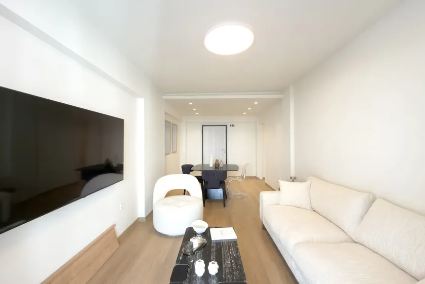 Modern Hive Suite in Athens - Image 1