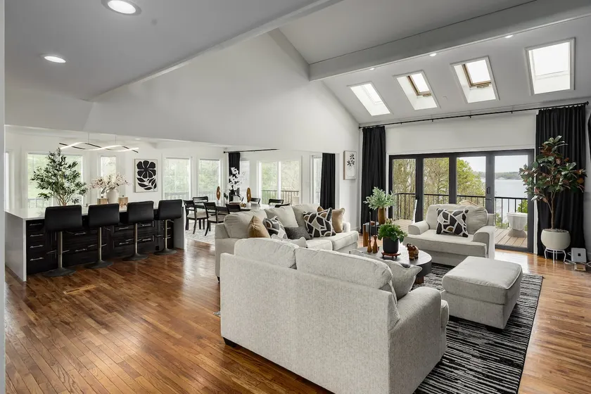 Amazing 6-bedroom Enchanted Horizons house - Image 1