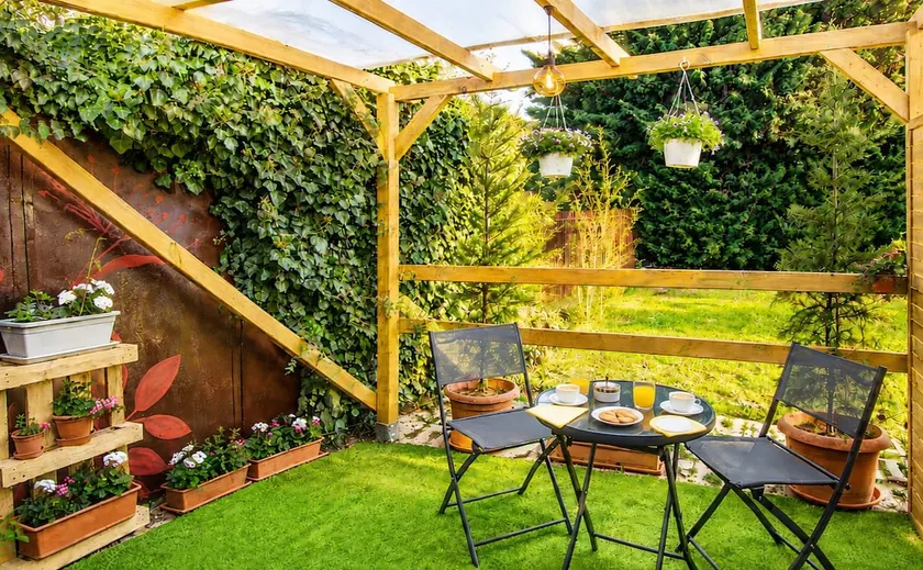 Garden Apt •Gated CCTV Parking• 10 min to Budapest - Image 1