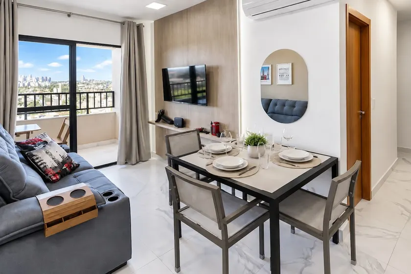 LeCha1006 | Living room and suite with air conditioning + leisure access - Image 1