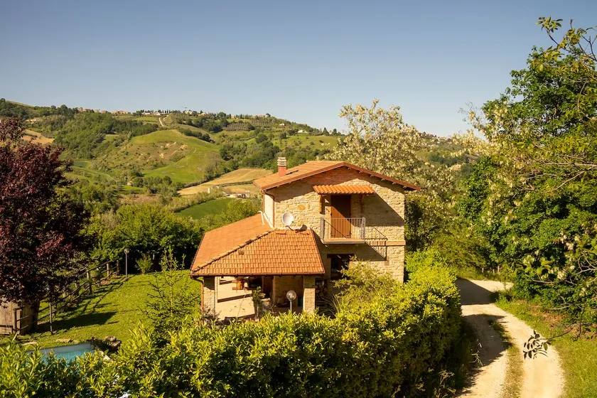 Countryside cabin - Image 1