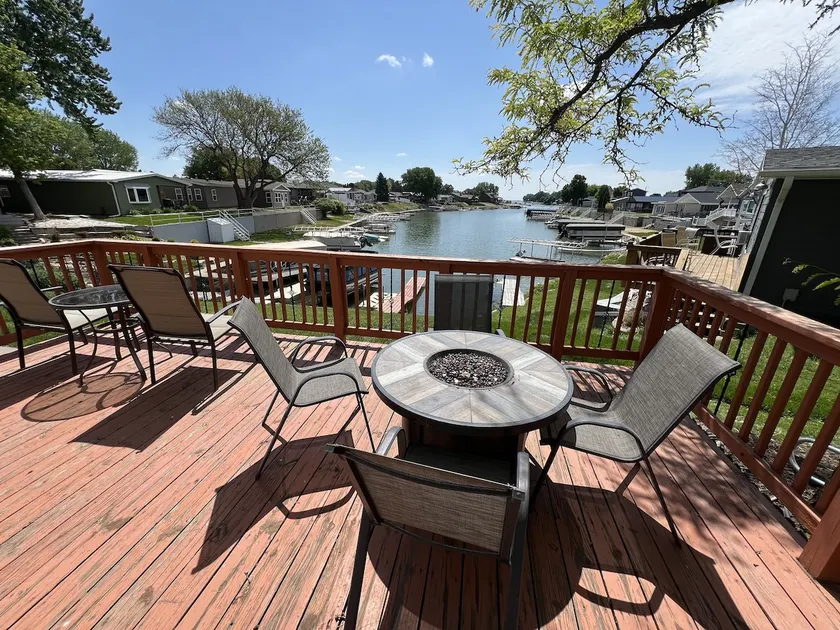 Lakeview Acres Oasis - Image 1
