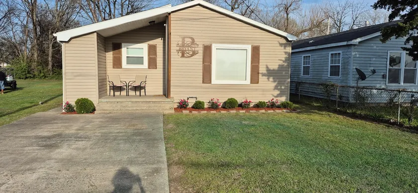 Cozy 3 bedroom home in Sikeston, MO - Image 1