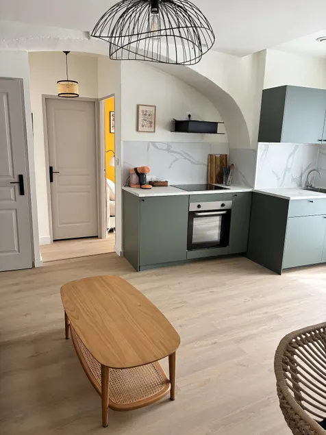Charming, newly renovated cozy space in the heart of Beaucaire - Image 1