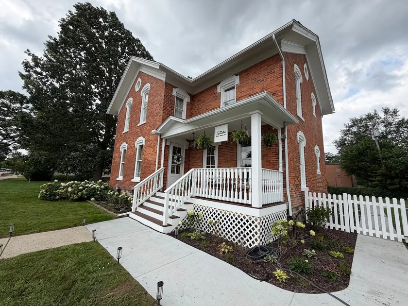 Charming Restored Historic 3BR Home - The Larrabee - Image 1