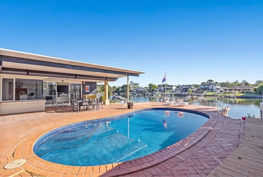 Waterfront Home, Pool, Jetty, Helensvale - Image 1