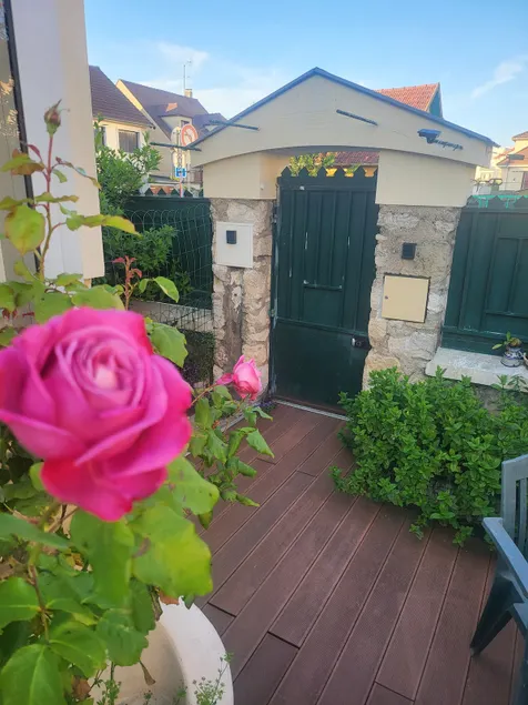 Family Home, Metro Line 14, Orly Apt - Image 1