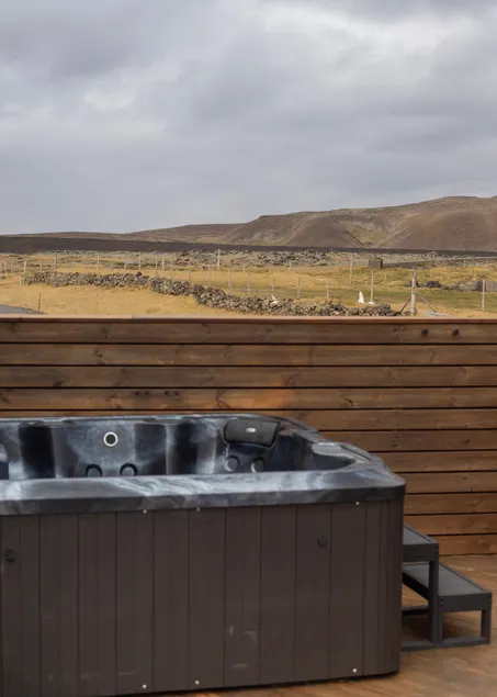Volcano Escape Grindavík with hot tub - Image 1