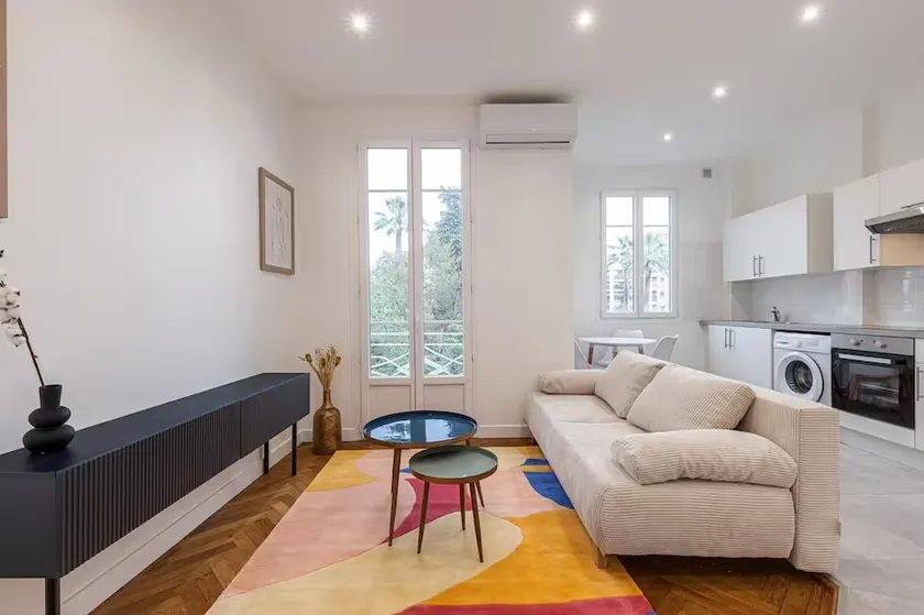 Cozy studio near the Promenade des Anglais - Image 1