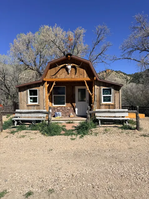 Longhorn Cabin - Image 1