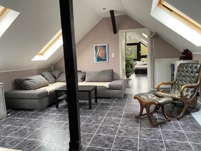 Trade fair, fitters or private. Spacious apartment - Image 1
