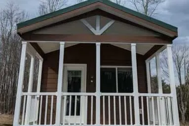Deluxe 2 Bedroom Cottage - Image 1