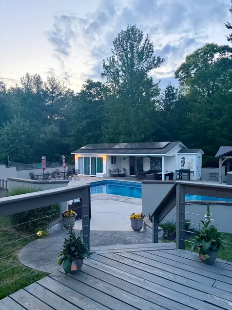 Blueridge Bungalow - Image 1