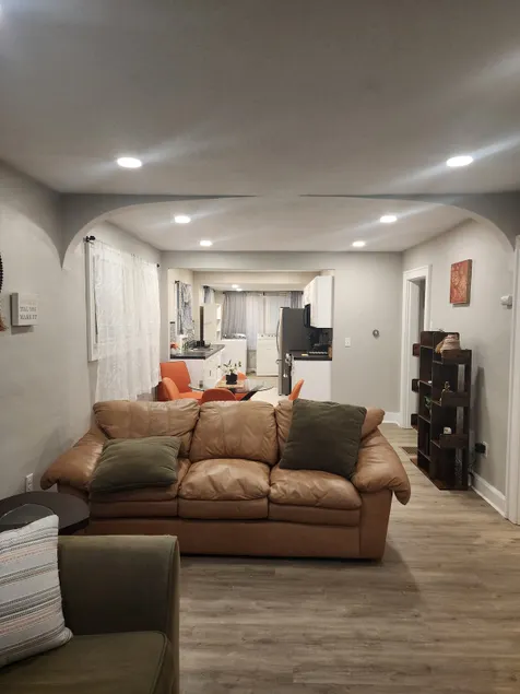 True cozy in Broad Ripple - Image 1