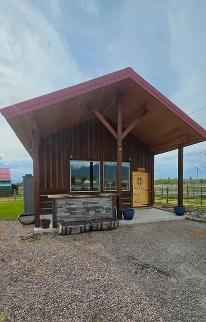 Modern Montana Cabin In Country - Image 1