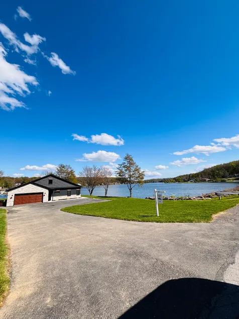 Paradise Point - Image 1