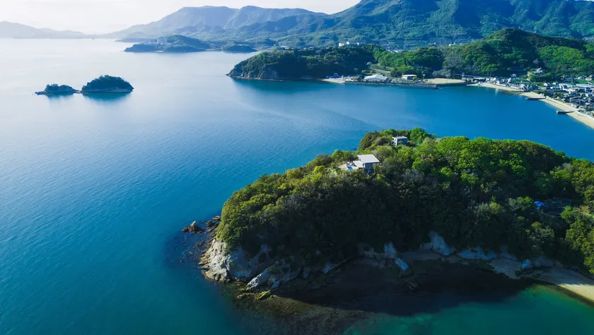[OPENING June 2026] Private rental villa on Shodoshima with ocean views from every room | Fully equipped with a pool and theater room - Image 1