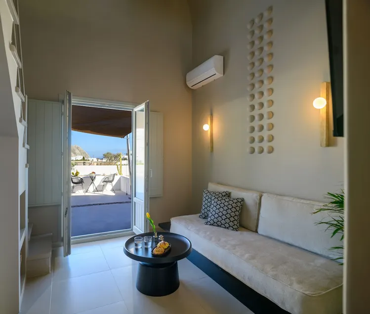 Superior Arch Suite - Image 1
