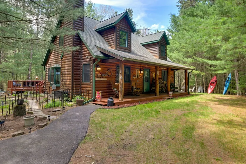 Short Walk to Lawrence Lake! Rustic Cabin w/ Deck - Image 1