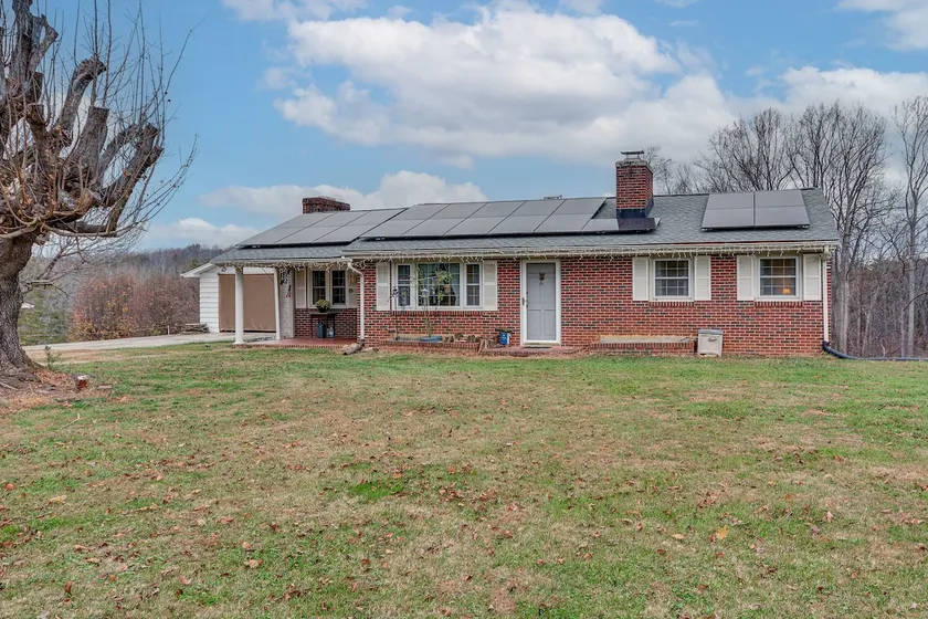 Peaceful Home Near The Blue Ridge Mountains - Image 1