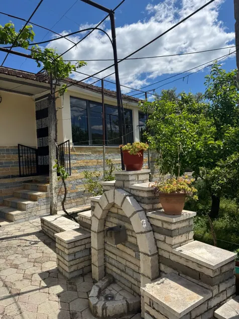 Guest House Ajasllari - Image 1