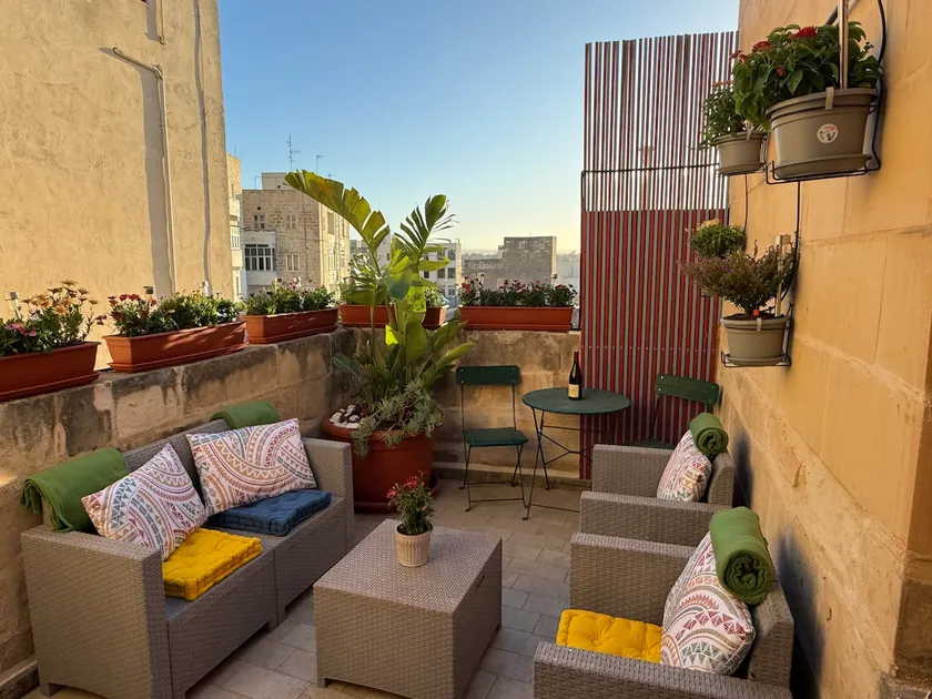 – The Orange Balcony House - Dar Emanuela – - Image 1