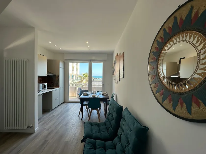 Wake up to the sea • Apartment with a breathtaking view - Image 1
