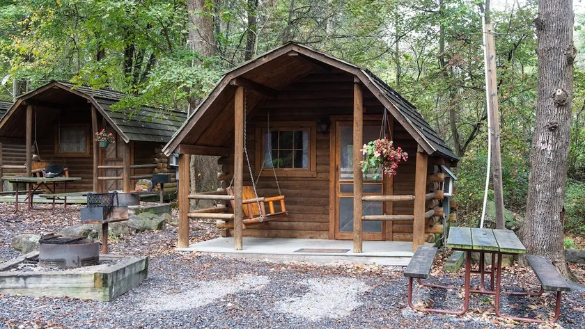 Camping Cabin | Full Bed & Bunk | Sleeps 4 - Image 1