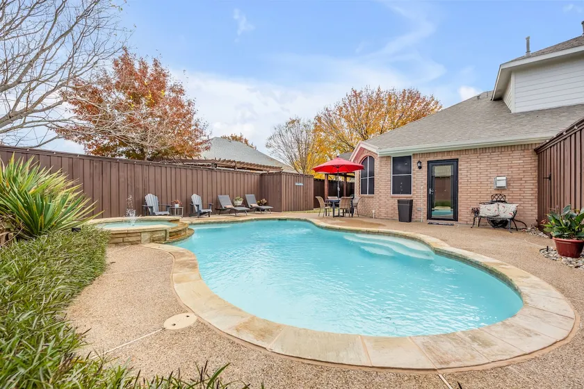 Spa + Pool + Game Rm |Outdoor Living Rm| 30mi DFW - Image 1