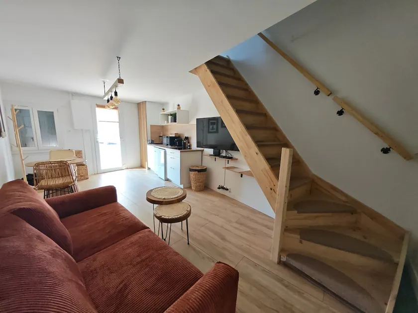 Warm T2 alcove 10 min from beaches - Image 1