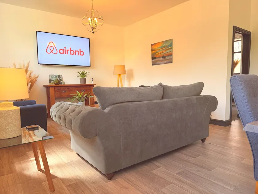 Stunning Retreat in the Heart of Matlock Bath - Image 1