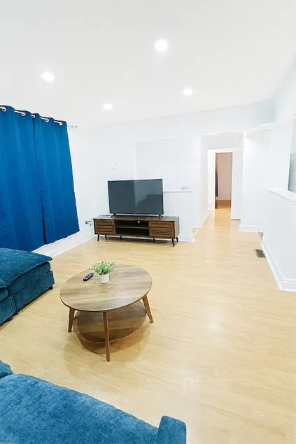 3BR Unit | New Sudbury | Near Cambrian & HSN - Image 1