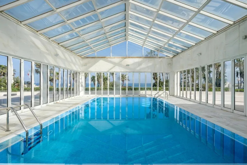 Beachfront Luxury Apartment with Private Pool - Image 1