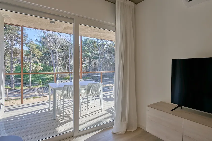 2 Forest Rooms - Image 1