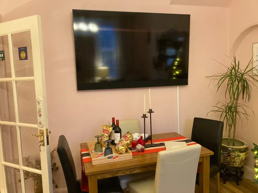 Mountroyal.Victorian Self Catering apartment 2 - Image 1