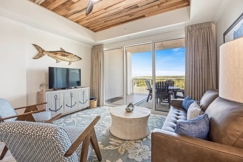 Wharf 703|Waterfront View|2 bedroom|Pool|sleeps 8! - Image 1