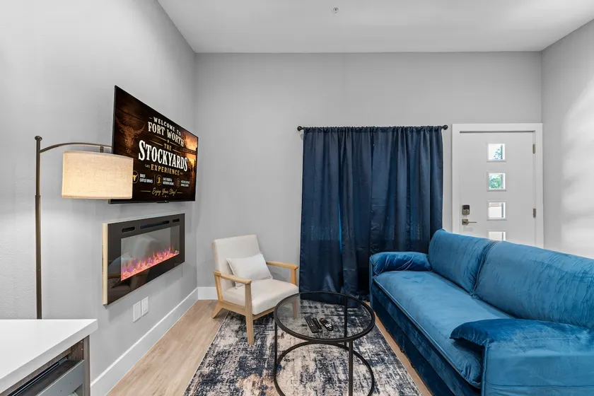 New Cozy Apt+Free Parking+Stockyards - Image 1
