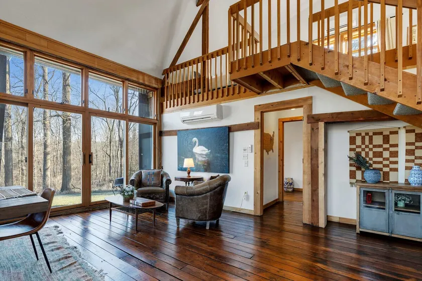 Cozy Allegan Barn with Hot Tub and Sauna - Image 1