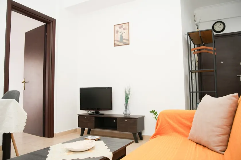 PAVLOS Apartment in Katerini Parking - Image 1