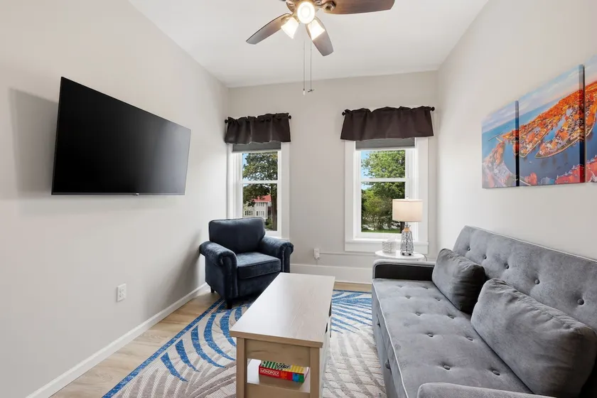 Downtown Vermilion Retreat | Walk Everywhere - Image 1