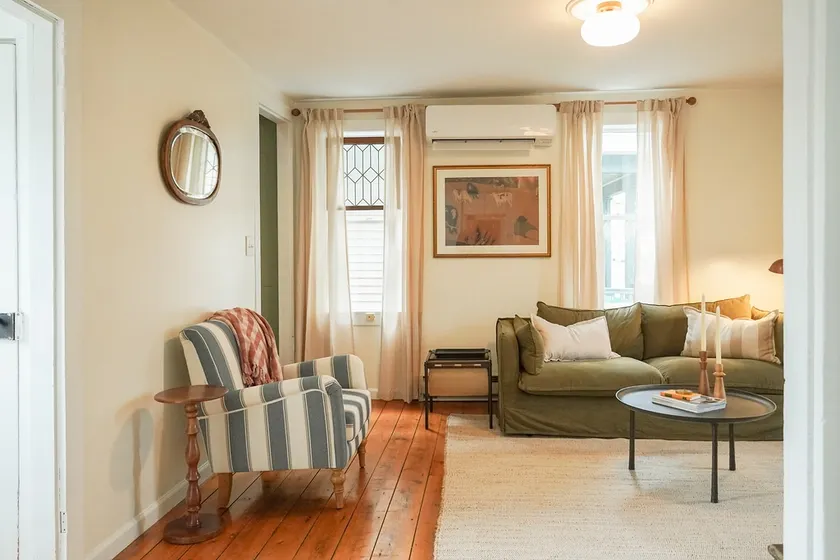 Charming Hudson Cottage – Minutes to Downtown - Image 1