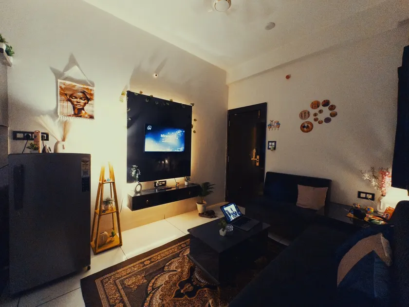 Casa Cozy 1BHK | Couple friendly | Parking | Games - Image 1
