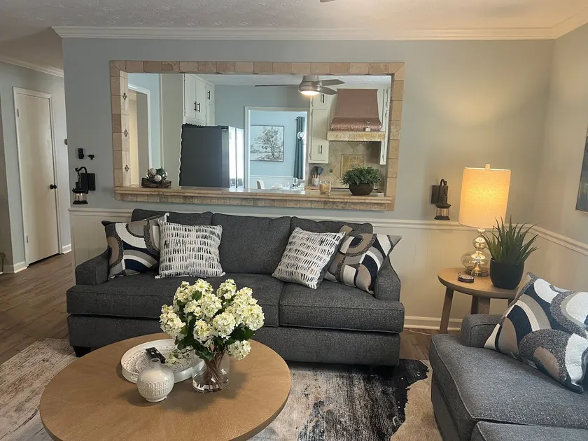 Spacious and cozy 4 Bdr Home in Dacula - Image 1