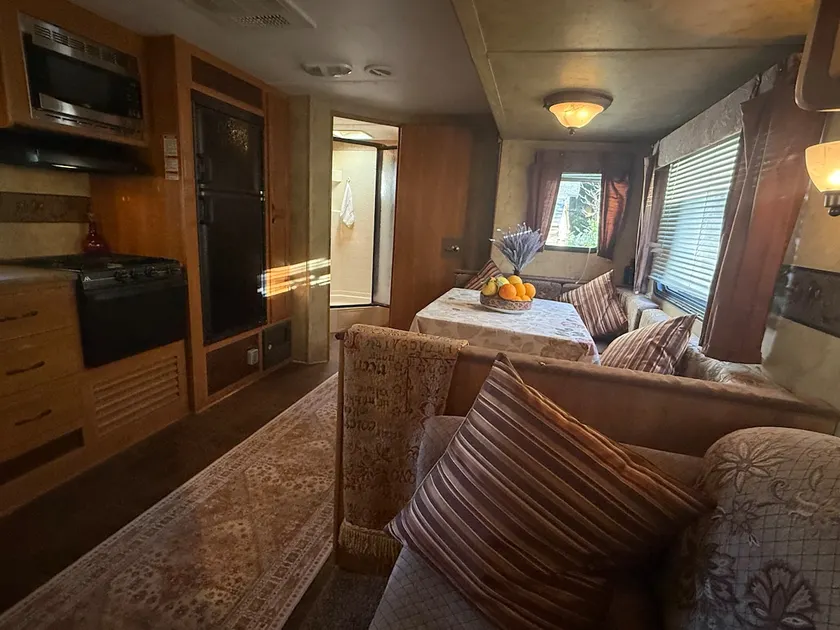 The Grand Center Suite - Image 1