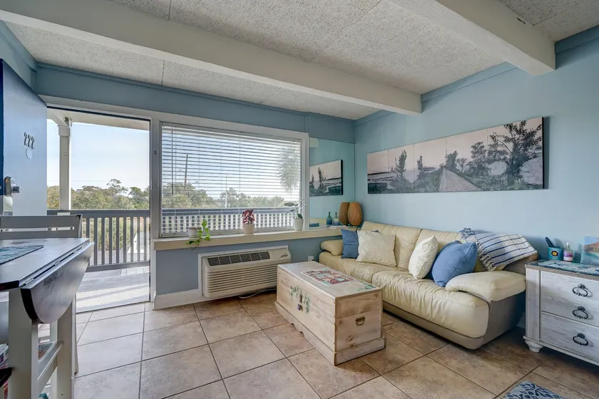 Beautiful Waterway View w/parking *No service fee! - Image 1